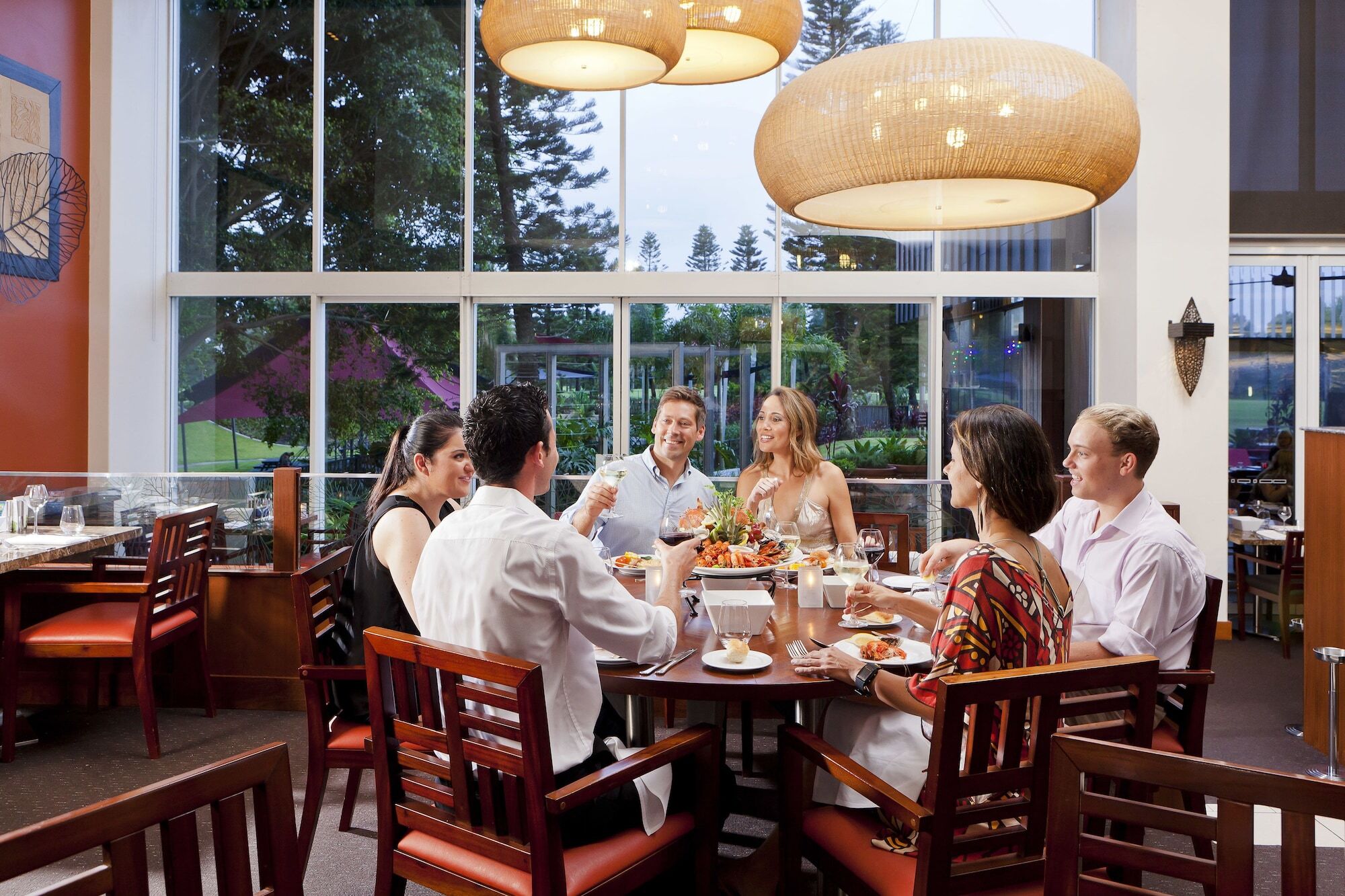 Racv Royal Pines Resort Gold Coast Benowa Exterior foto The restaurant at the hotel